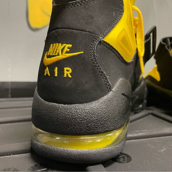 Nike Air Max 2 Yellow & Black, Men's Basketball Shoe Size 12. - Picture 7 of 8
